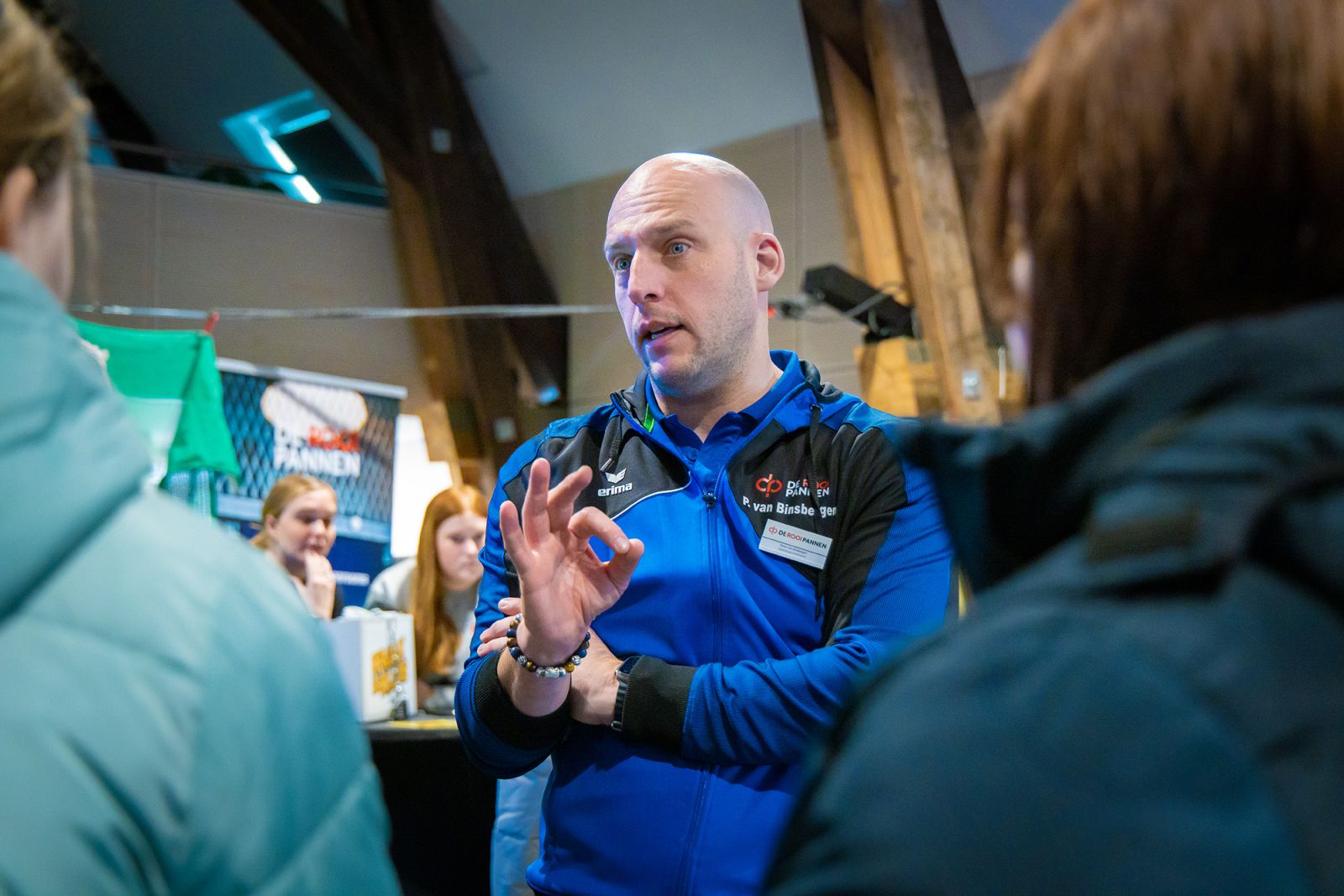 Adjunct-directeur Peter van Binsbergen: “Trots op hoogwaardig onderwijs bij De Rooi Pannen”