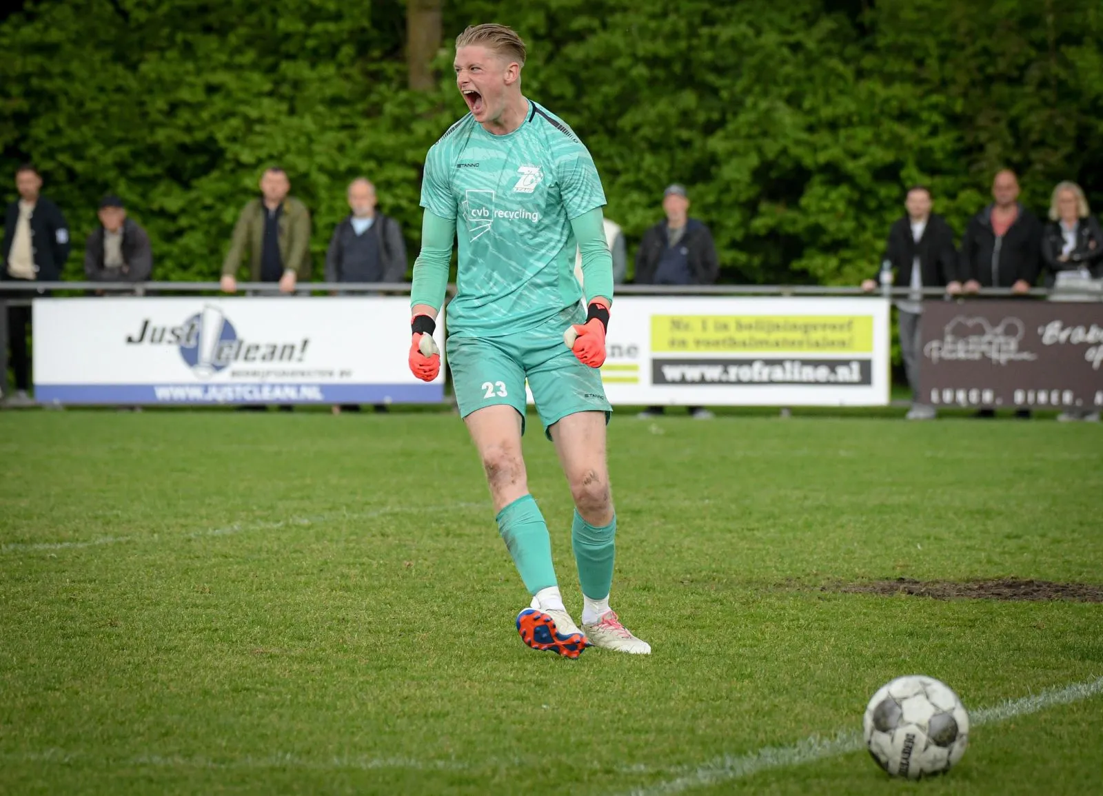 2025 - Yannick - sportmarketing - keeper FC Twente