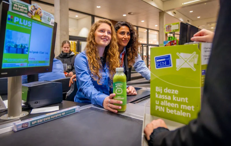 Onderwijswinkelcentrum De Rooi Pannen Studenten doen praktijkervaring op in het onderwijswinkelcentrum van De Rooi Pannen